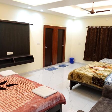 Kaka Guest House Ayodhya Zewnętrze zdjęcie